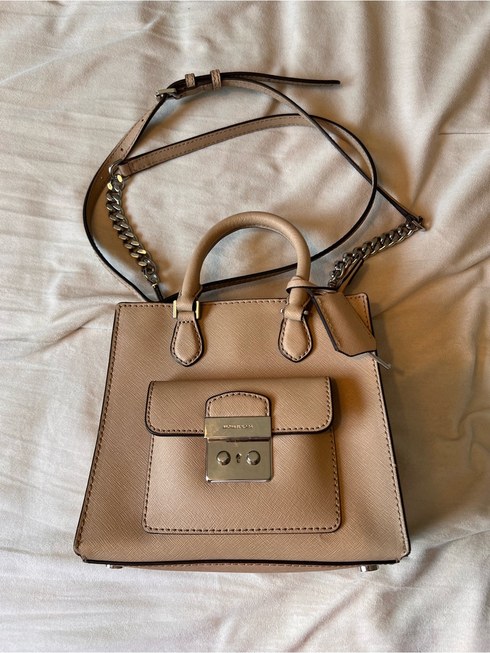Michael Kors Beige Saffiano Manhattan Leather Top-Handle Crossbody Bag